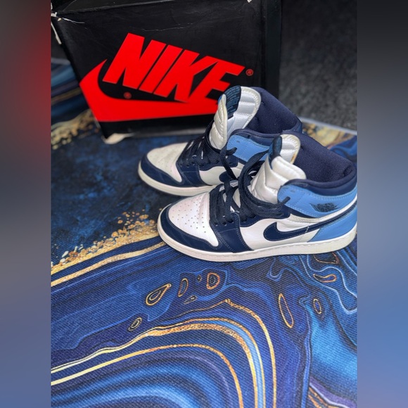 Nike Air Jordan 1’s - Picture 3 of 6